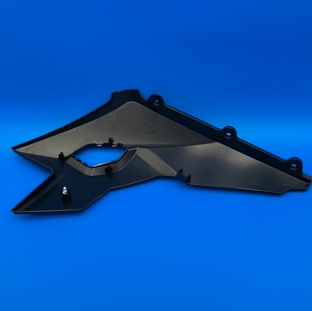 RTX-1 Right Side Plastic part# 133black