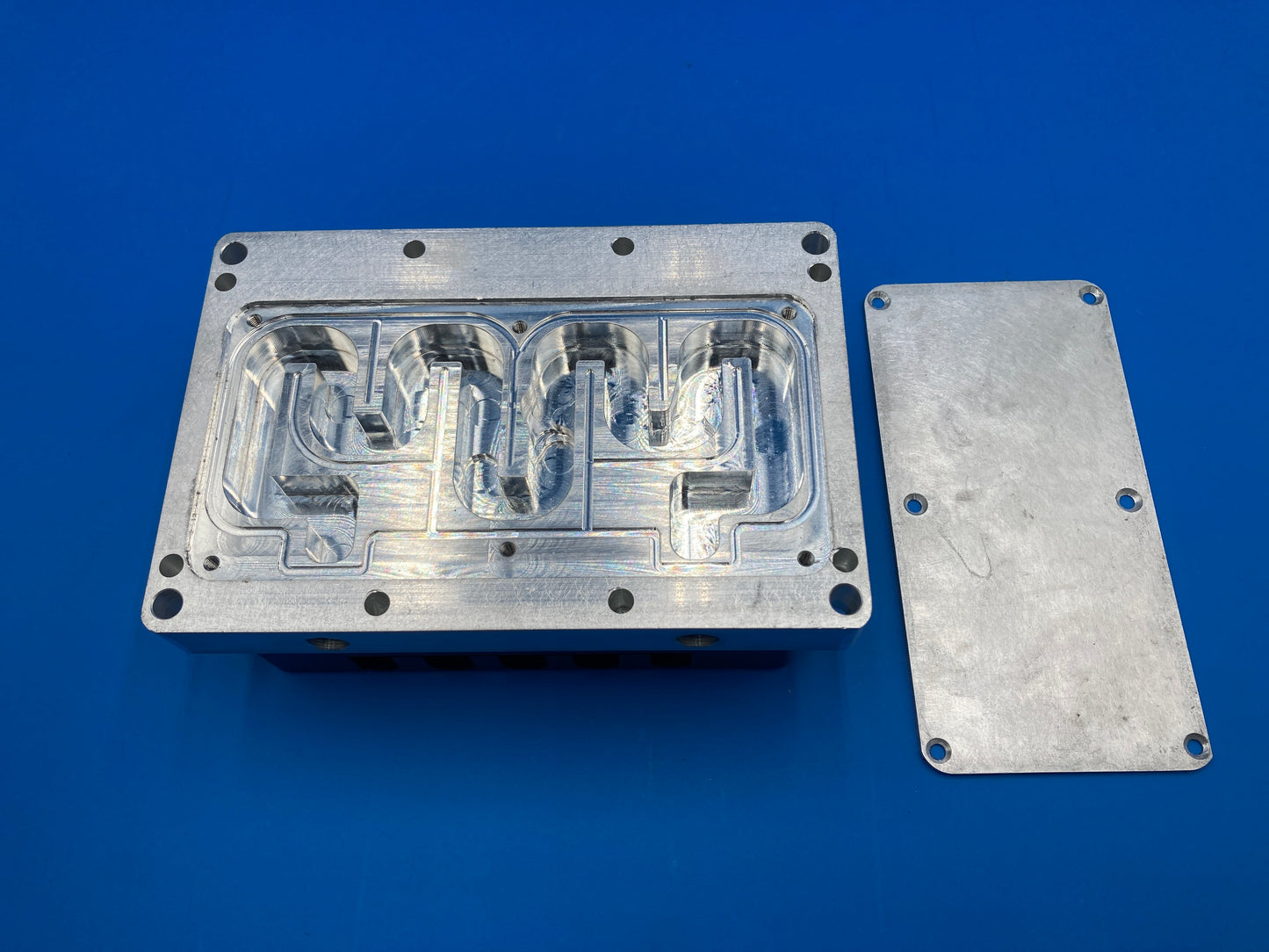 Fardriver 72680 with H20 Cooling and Bluetooth