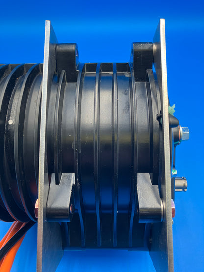 QS138 70H V3  Motor Mounts